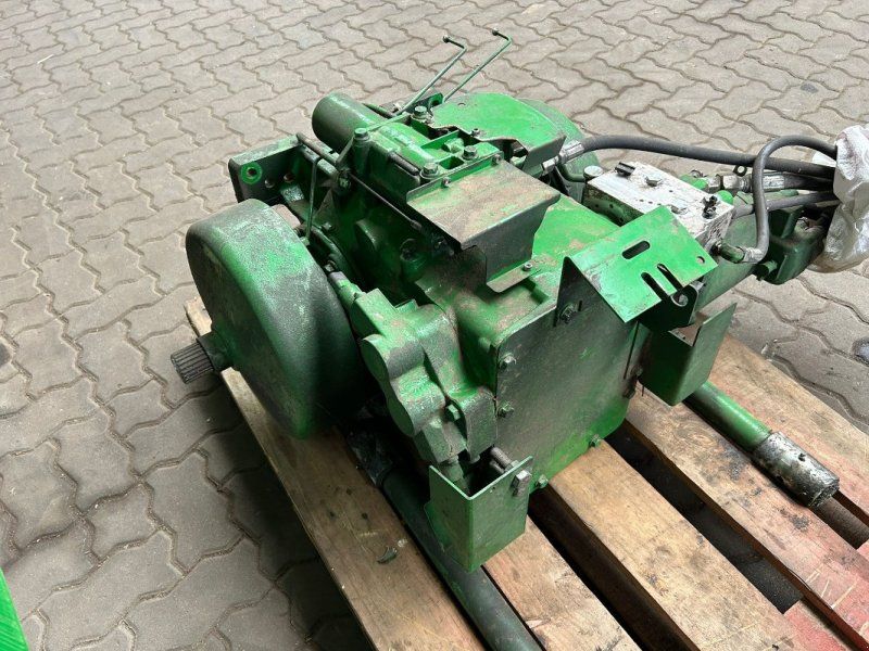 John Deere Fahrantrieb vom T670