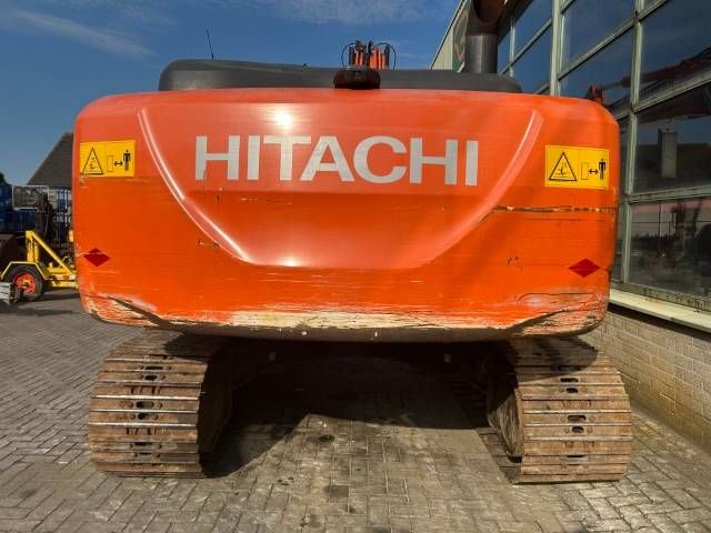 Hitachi ZX 210 LC-5B