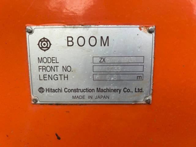 Hitachi ZX 670