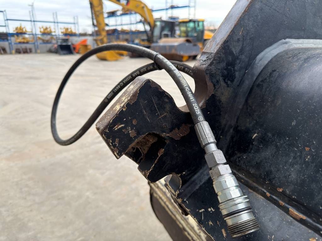 CAT CW40