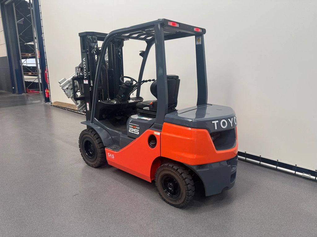 Toyota 52-8 FDF 25