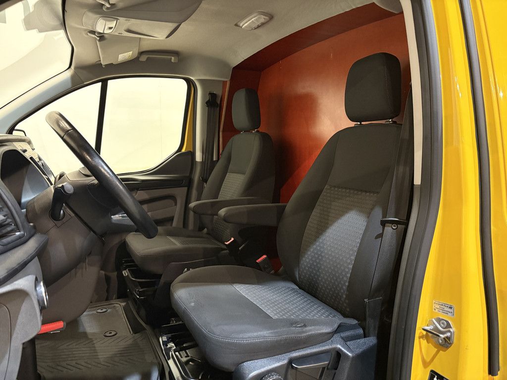 Ford Transit Custom 340 2.0 TDCI L2H1 Trend 130 PK / Euro 6 / Airco / Cruise Control / Trekhaak / Imperiaal / PDC