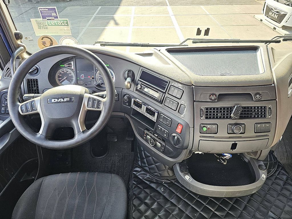 DAF XF 480 6x2 fan schmitz