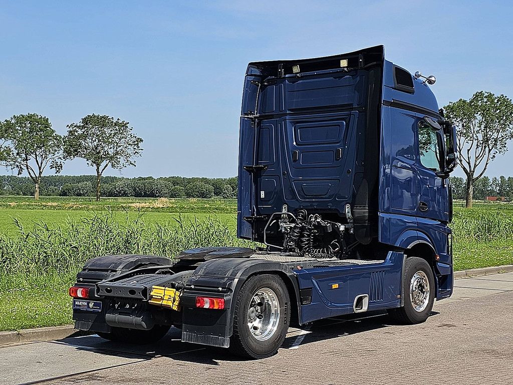 MERCEDES-BENZ ACTROS 1851