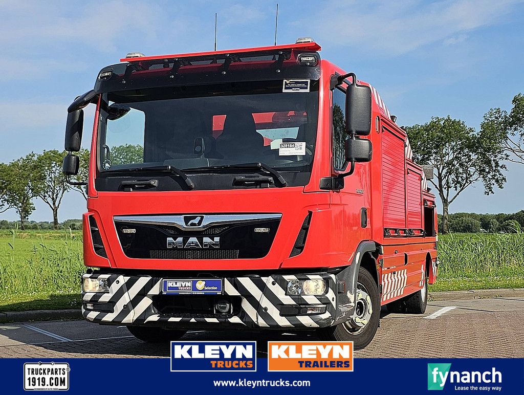 M.A.N. 8.220 TGL 8.8t bottie lift 8t