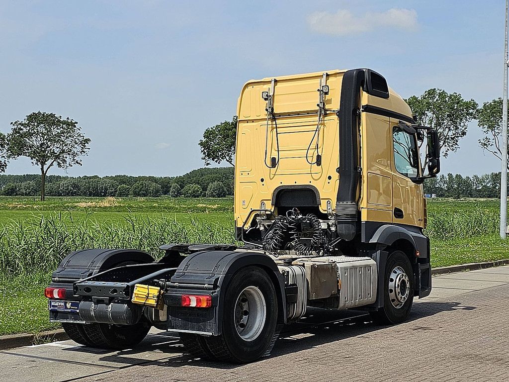 MERCEDES-BENZ ACTROS 1843