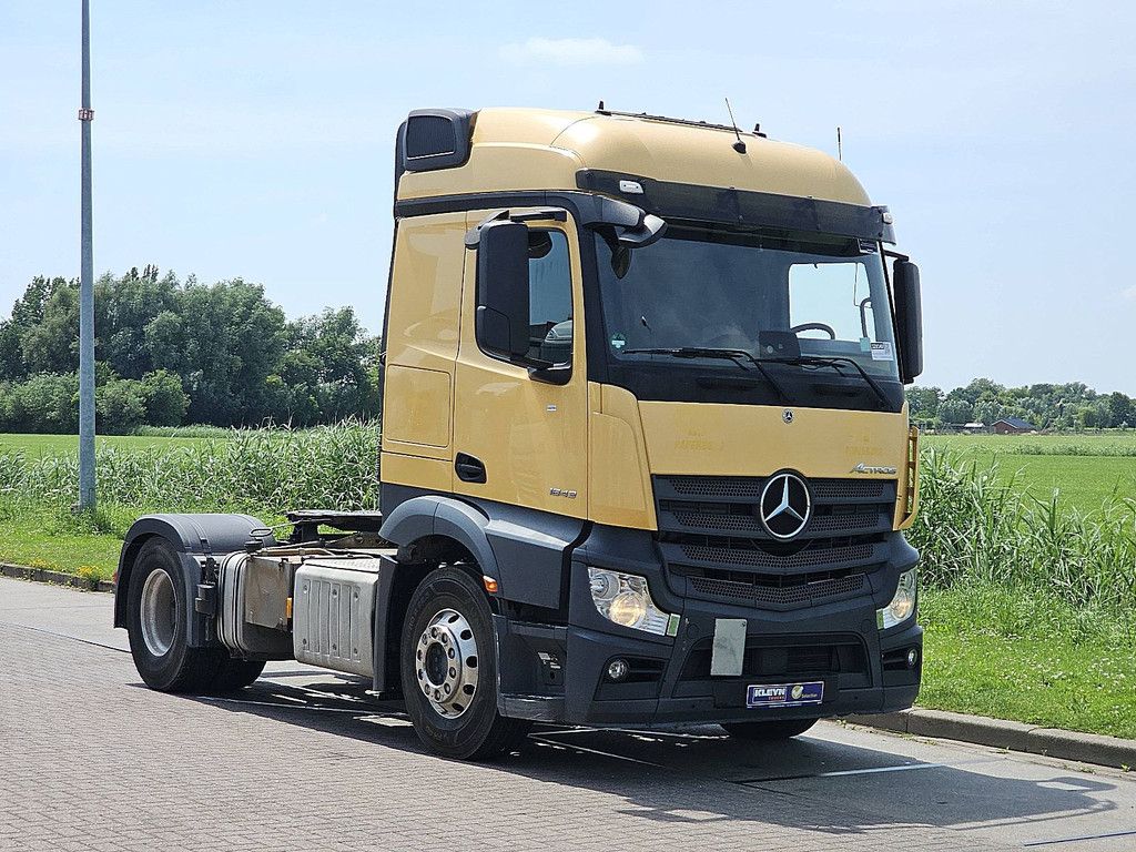 MERCEDES-BENZ ACTROS 1843