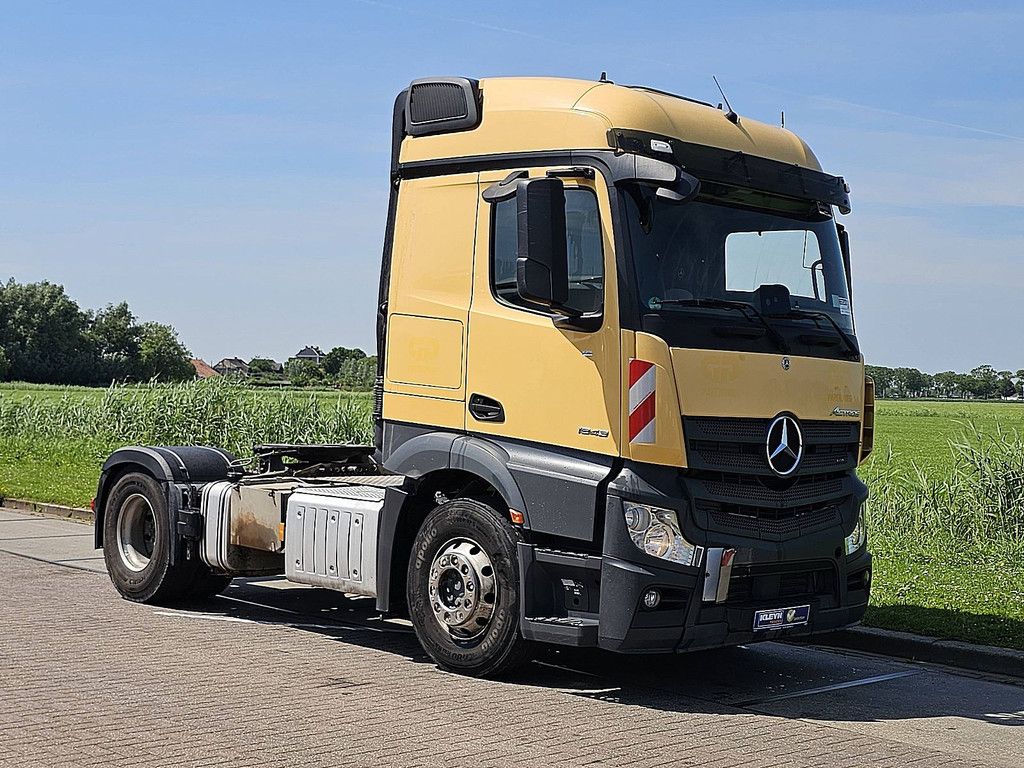 MERCEDES-BENZ ACTROS 1843