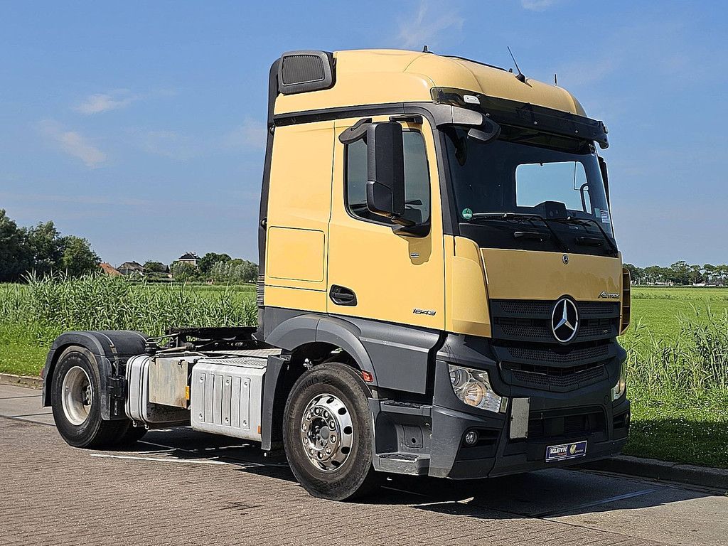 MERCEDES-BENZ ACTROS 1843