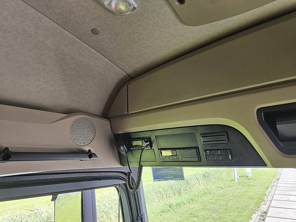 MERCEDES-BENZ ACTROS 1843