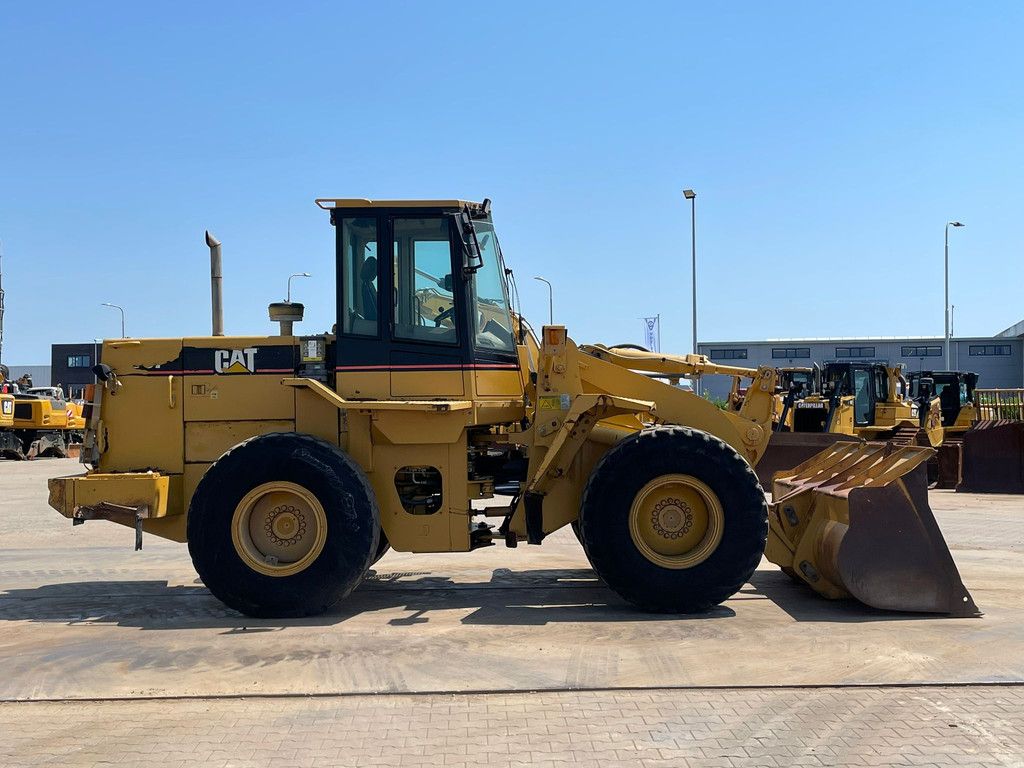 Caterpillar 938F