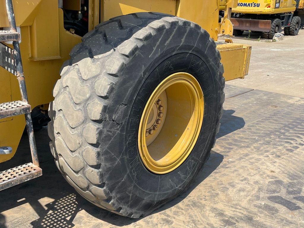Caterpillar 938F