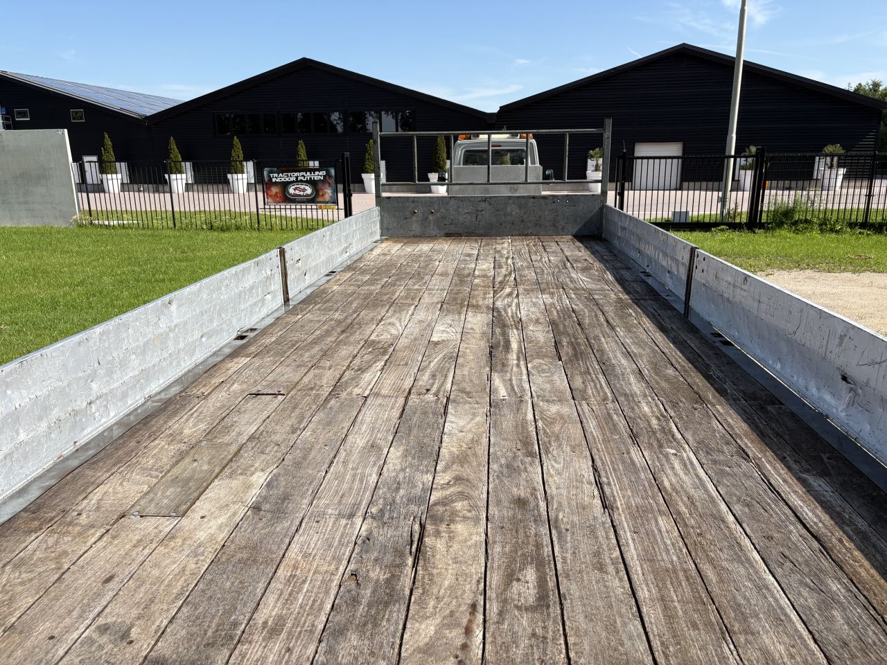 Veldhuizen platform BE oplegger met aluminium zijboorden