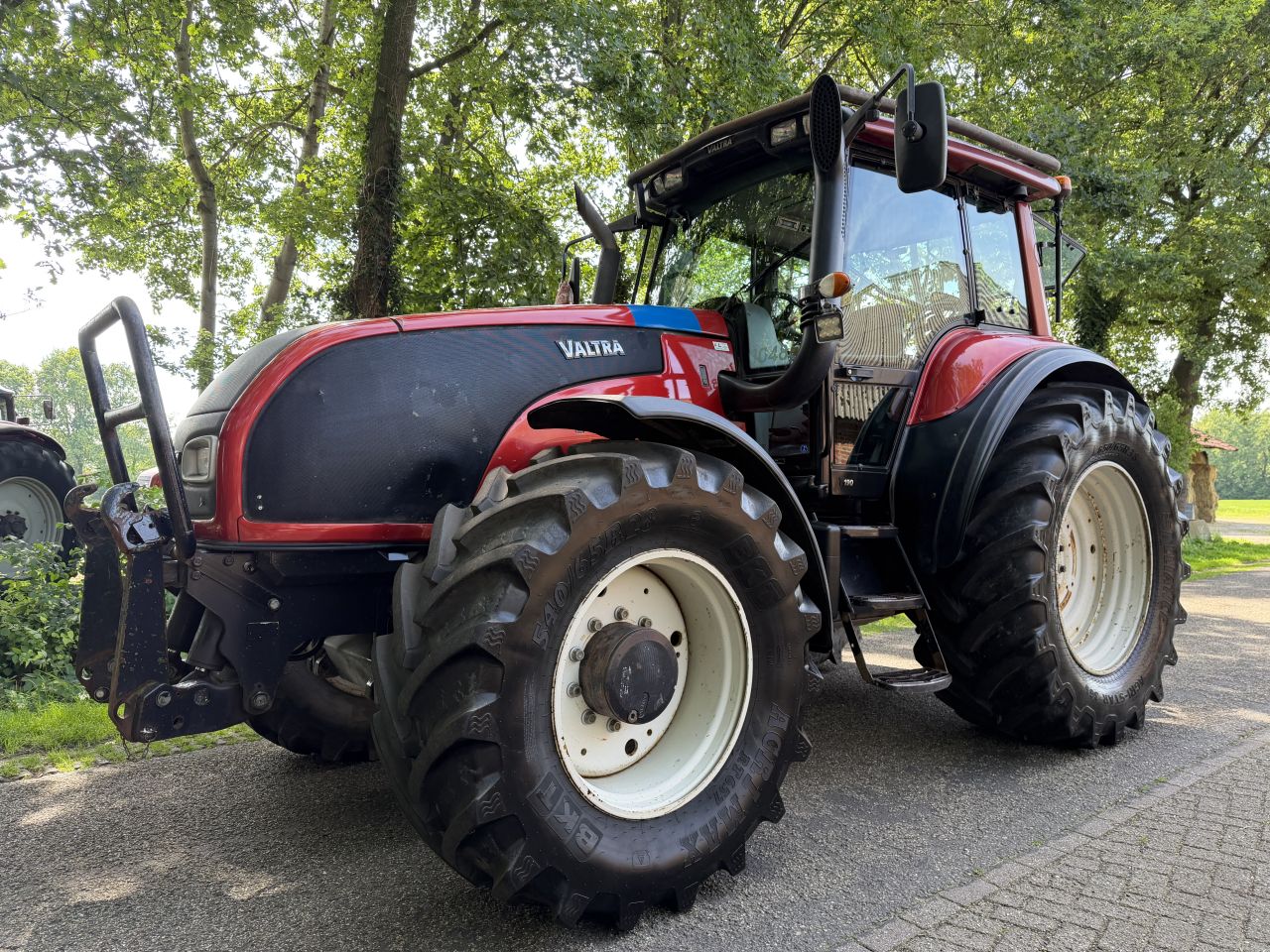 Valtra T190 met omkeerinrichting