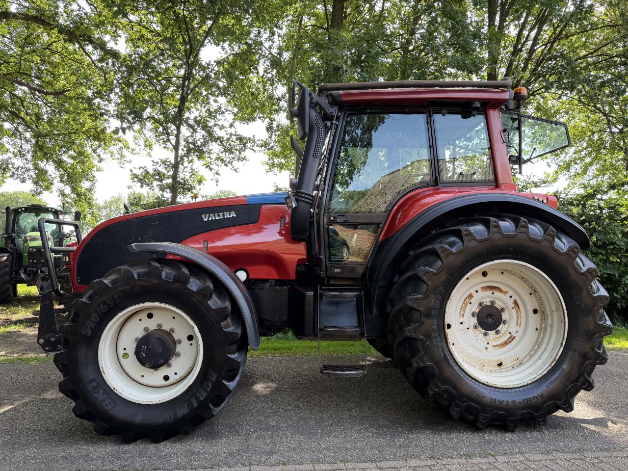 Valtra T190 met omkeerinrichting