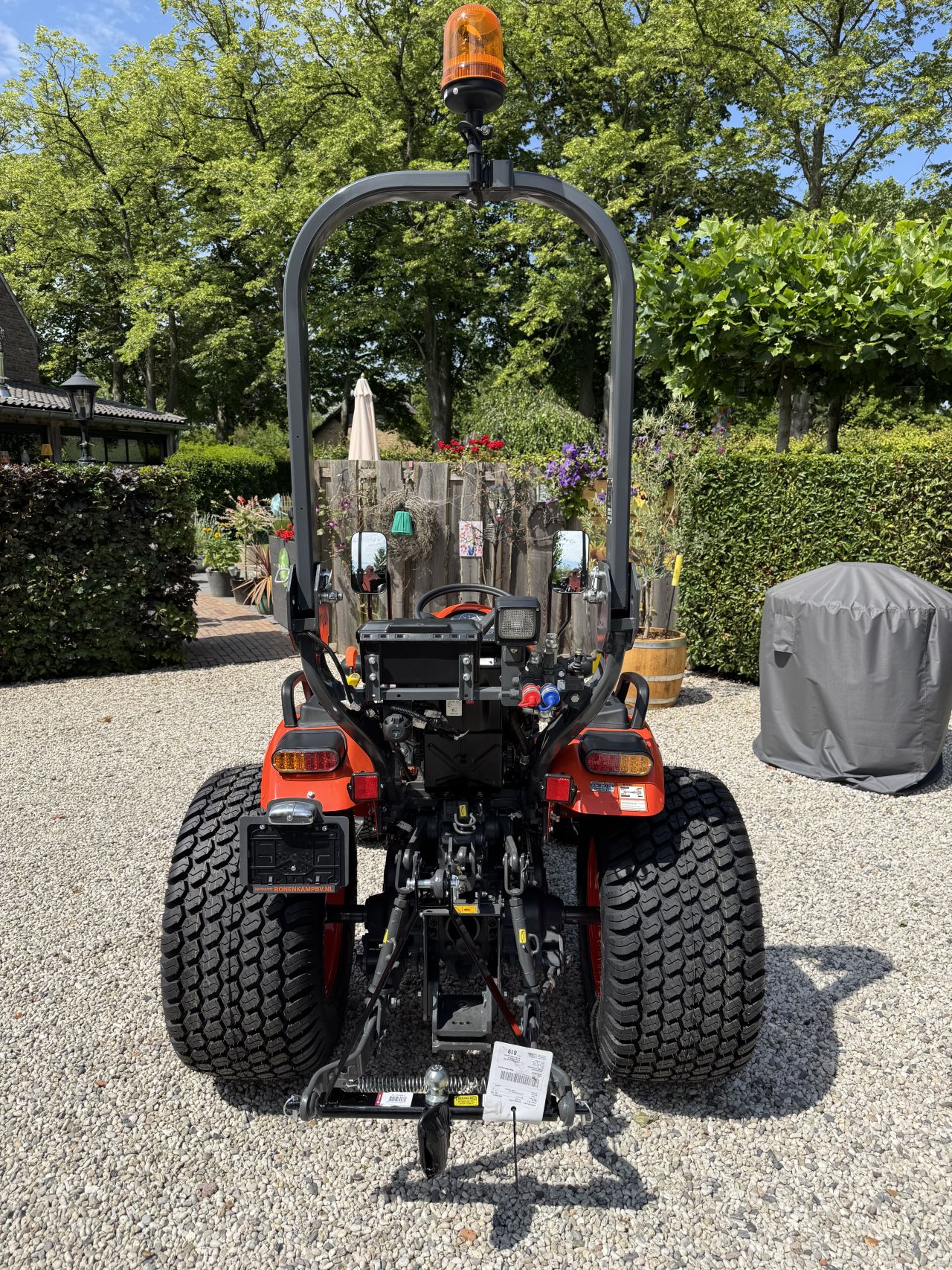 Kubota EK1-261 HST nieuw compleet met gazonbanden