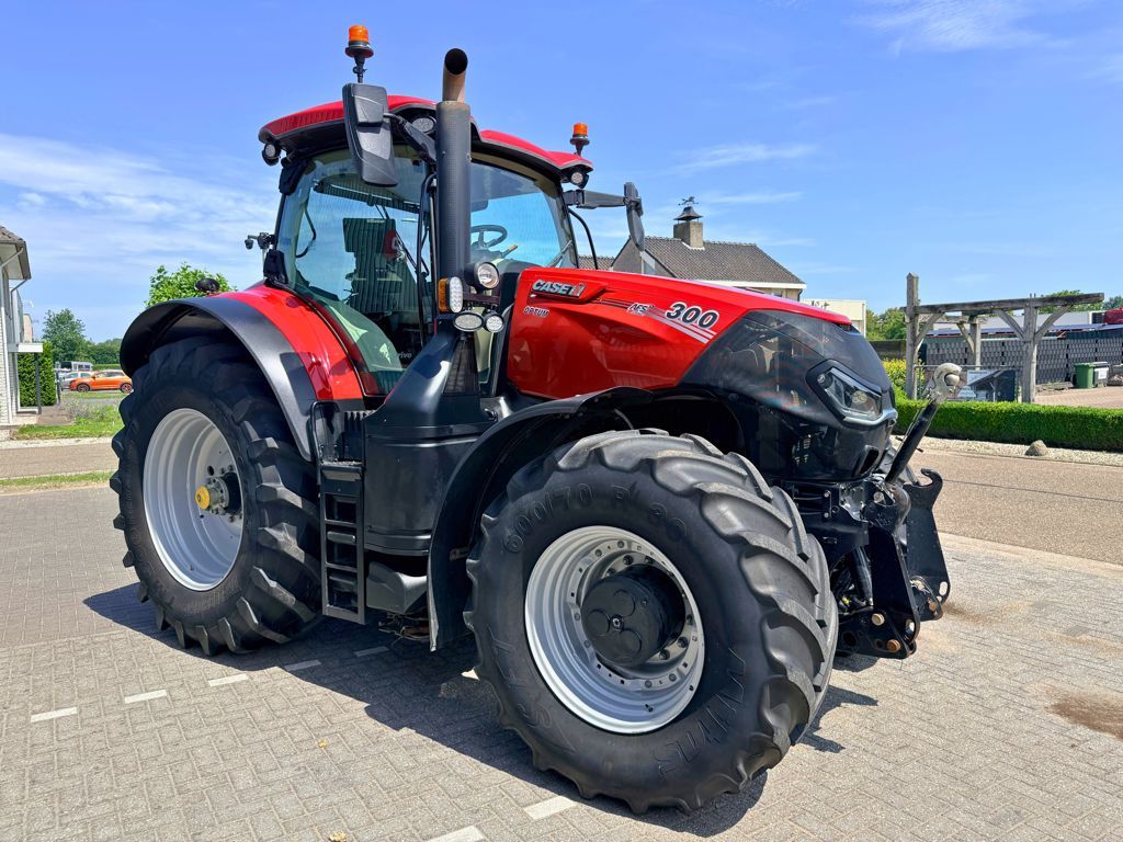 Case IH Optum 300 CVX Stage V GPS RTK