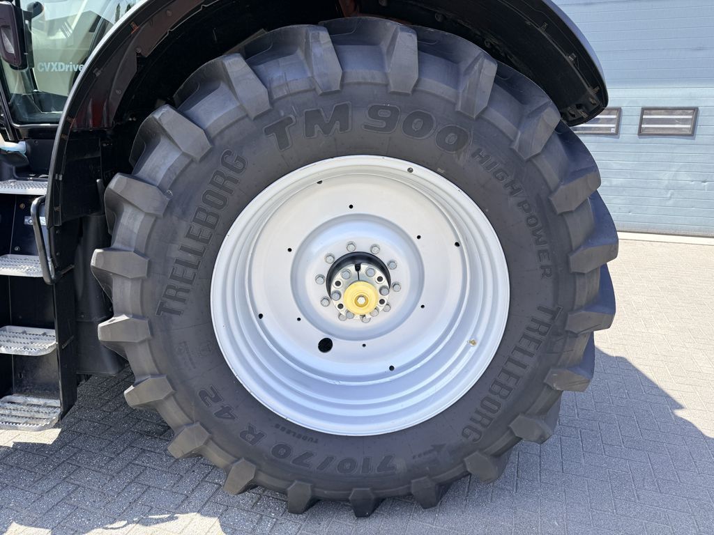 Case IH Optum 300 CVX Stage V GPS RTK