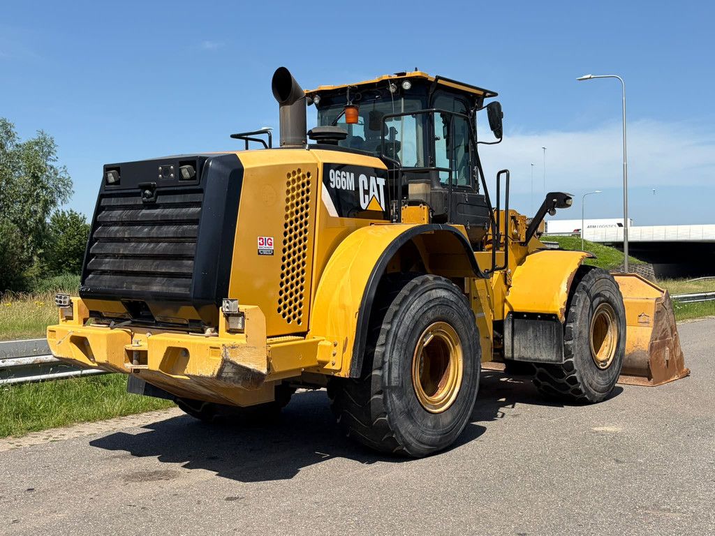 Caterpillar 966M