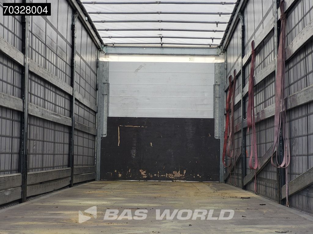 Schmitz SCB*S3T MOT 04/27 Sliding Roof