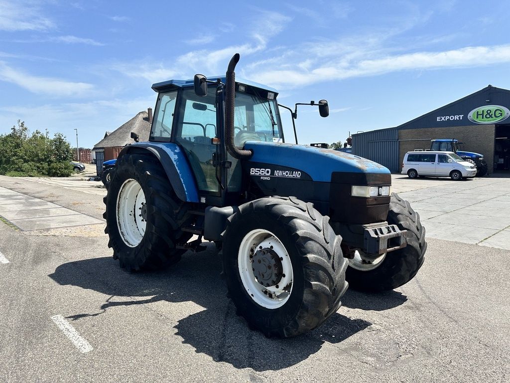 New Holland 8360