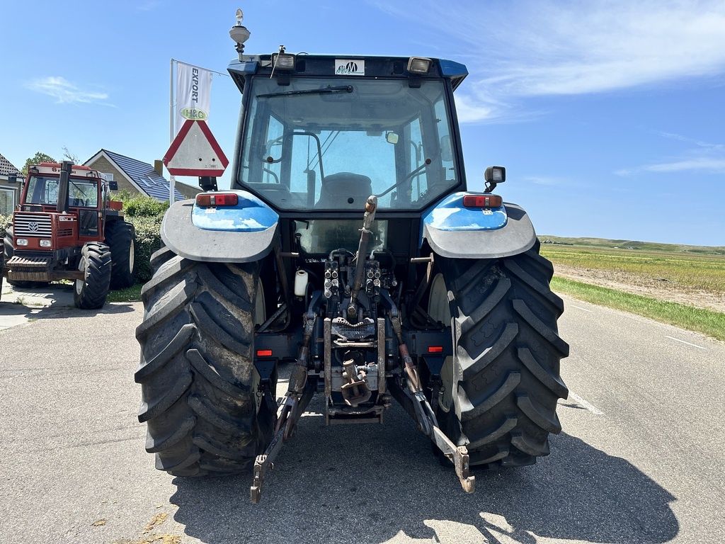 New Holland 8360