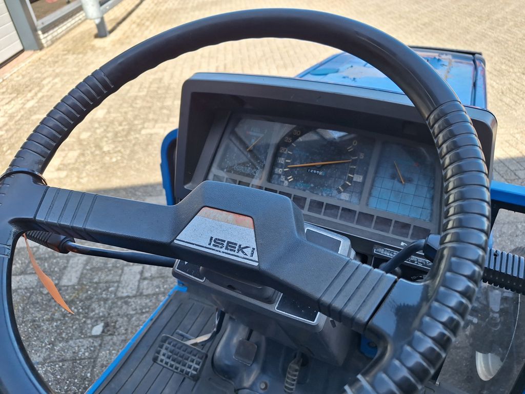Iseki TA 262F