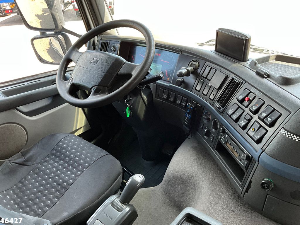 Volvo FM 480 8x4 Hiab 28 Tonmeter laadkraan
