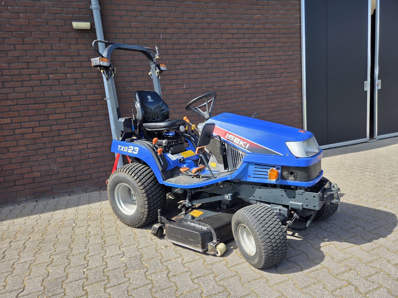 Iseki TXG23 HST 4X4 / Maaidek / Marge