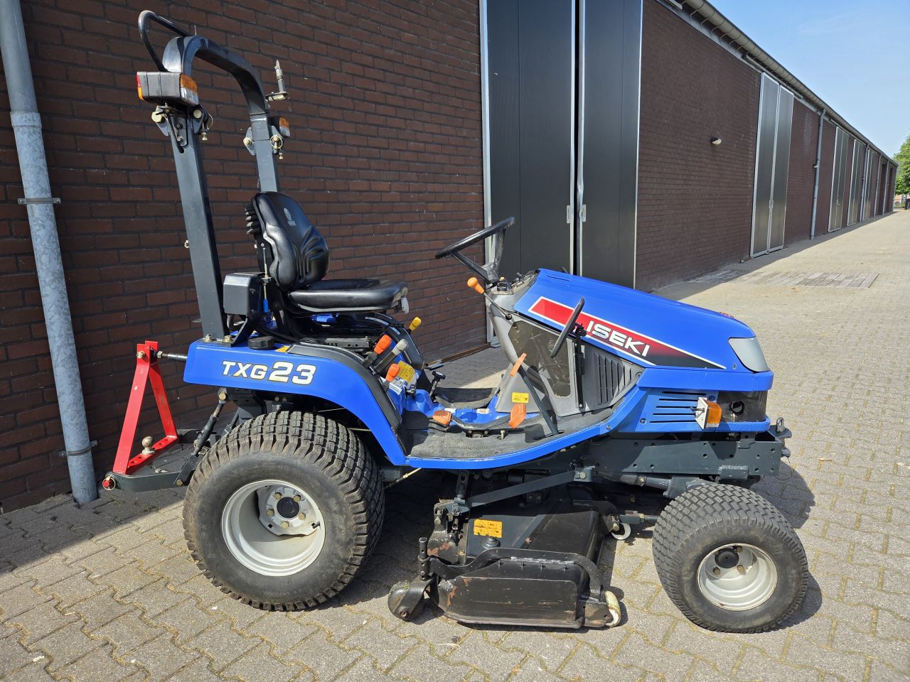 Iseki TXG23 HST 4X4 / Maaidek / Marge