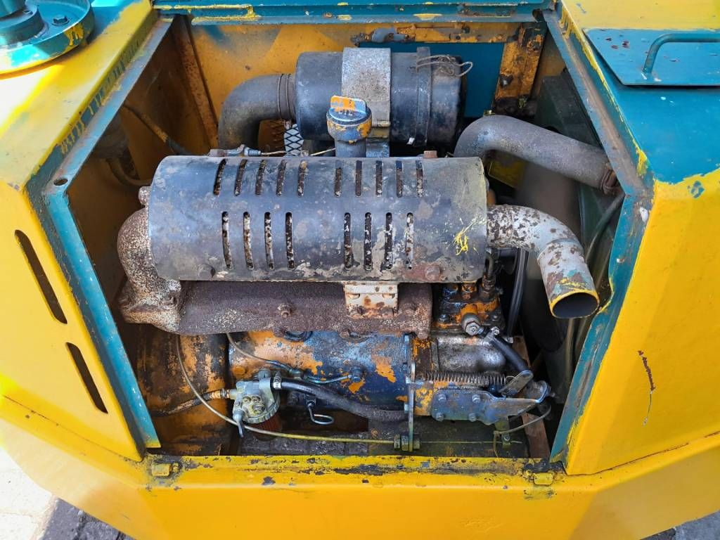 Yanmar YTB 800 minigraver MARGE