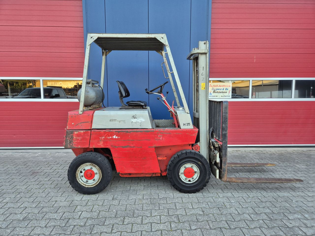 LINDE H25 LPG HEFTRUCK 2.5 TONS MET SIDESHIFT
