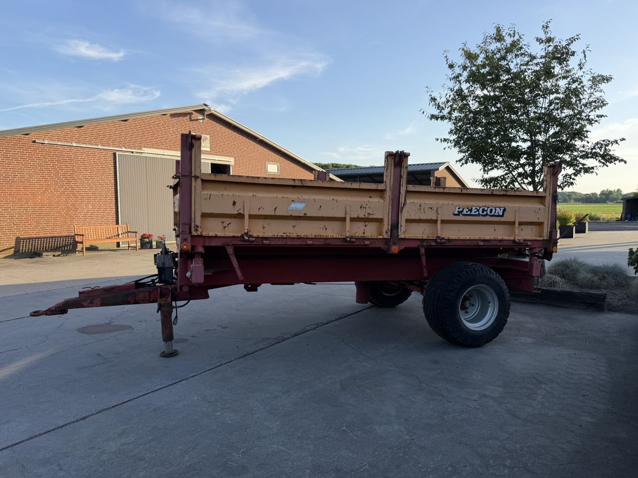 Peecon KW6000 kipper kiepwagen 3 zijdig!