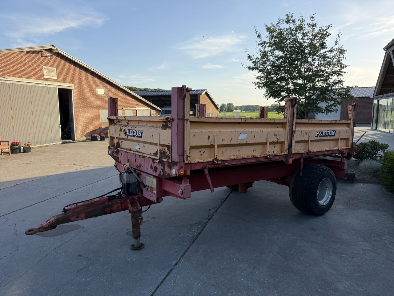 Peecon KW6000 kipper kiepwagen 3 zijdig!