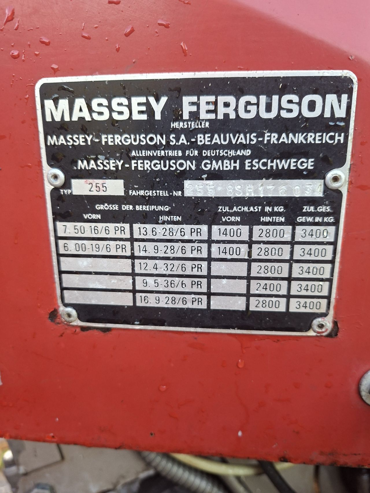 Massey Ferguson 255 | NL Kenteken | Weinig uren