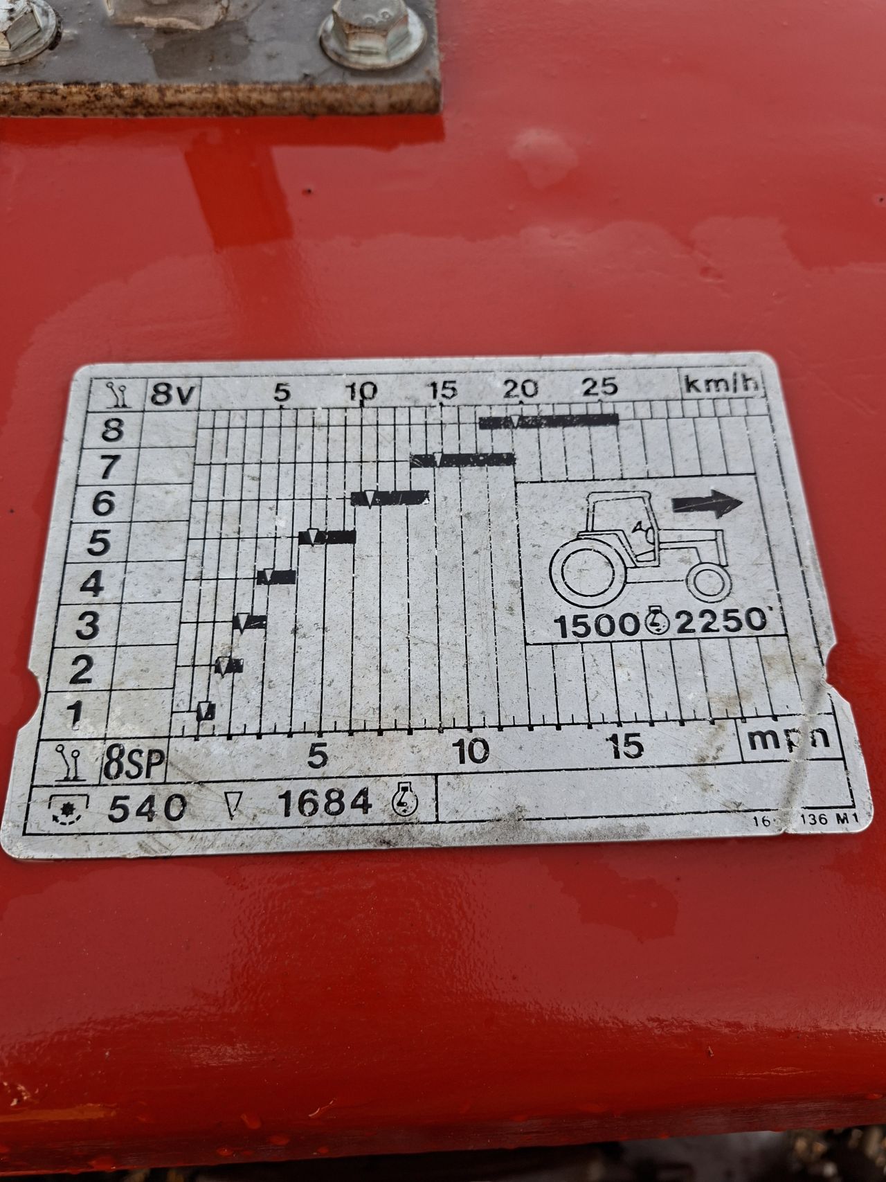 Massey Ferguson 255 | NL Kenteken | Weinig uren