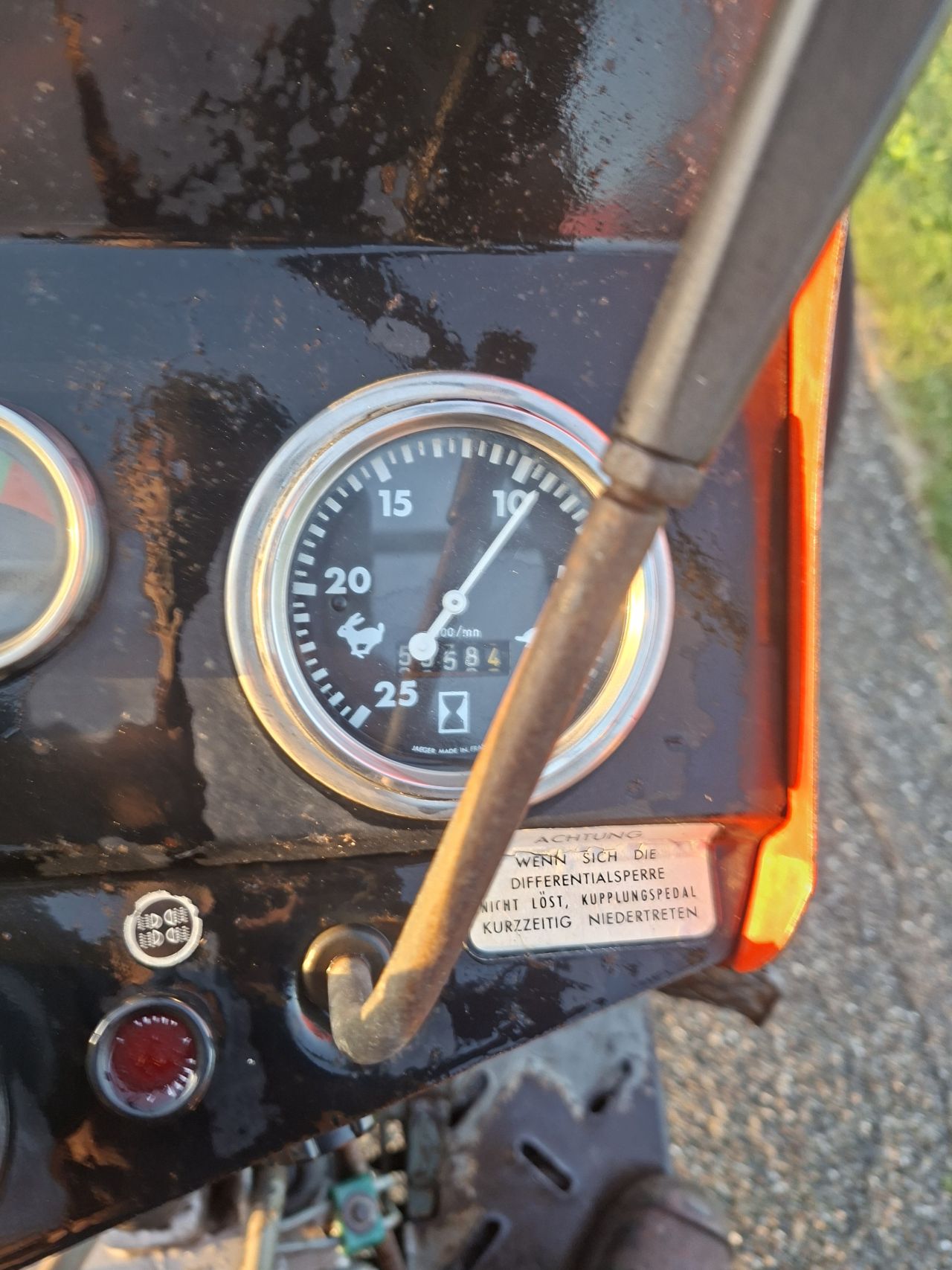Massey Ferguson 255 | NL Kenteken | Weinig uren