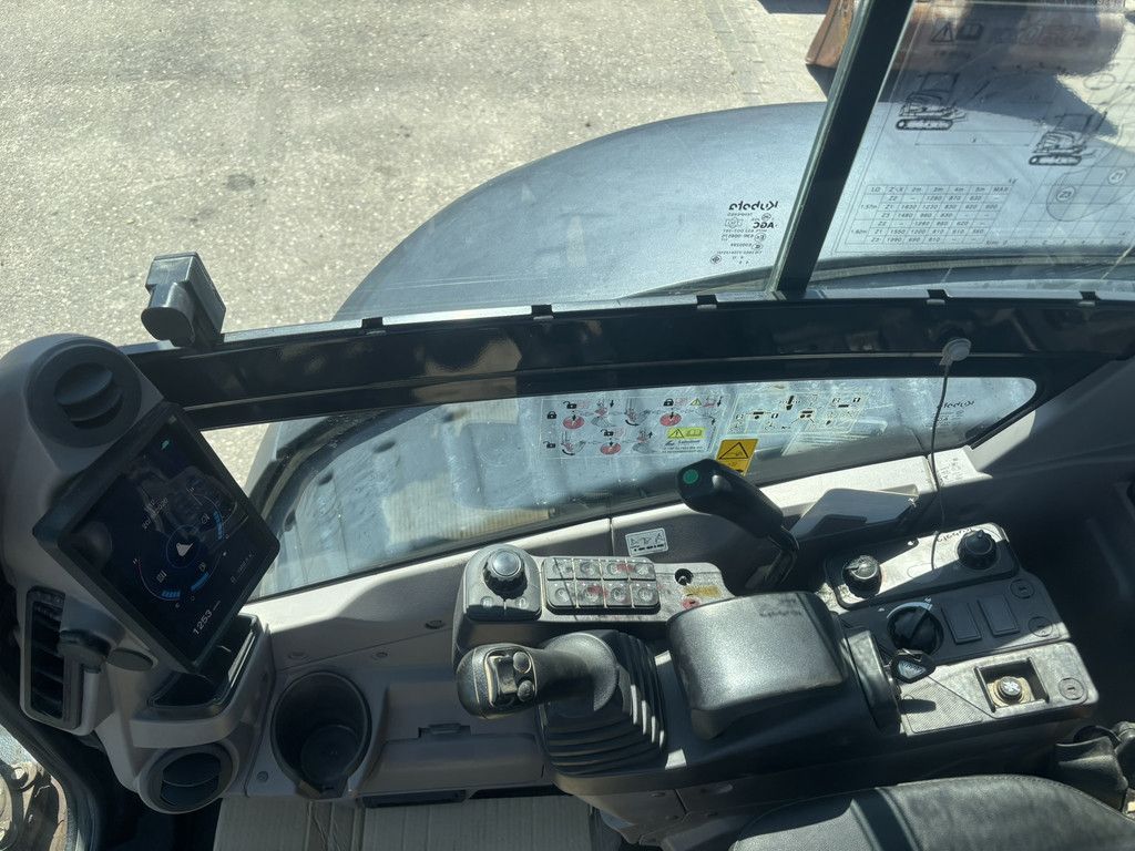 KUBOTA KX060-5
