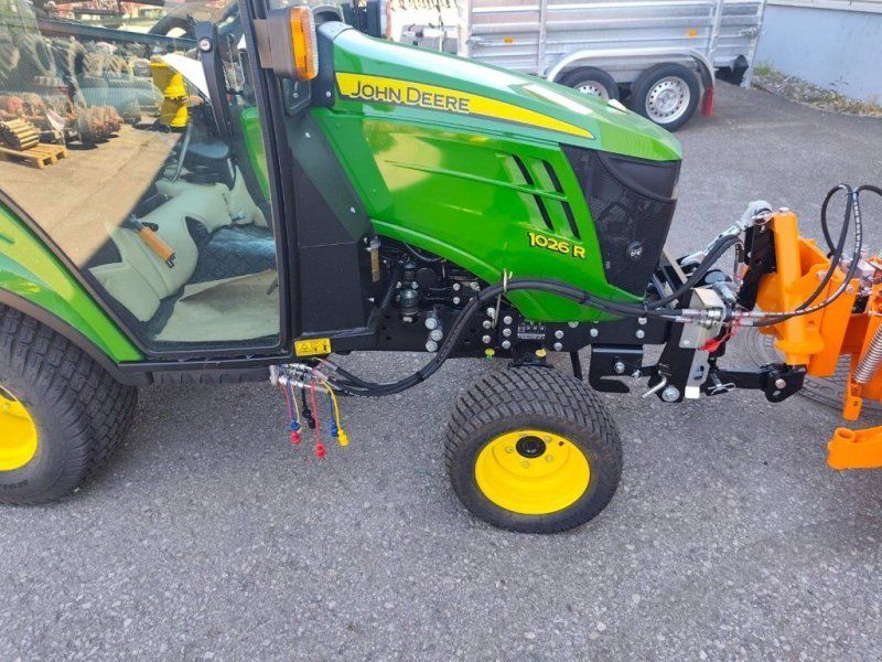 John Deere KOMPAKTTRAKTOR 1026R