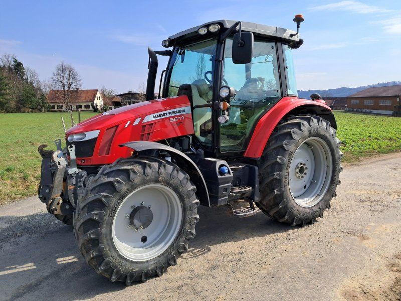 Massey Ferguson 5611 Dyna-4 Essential