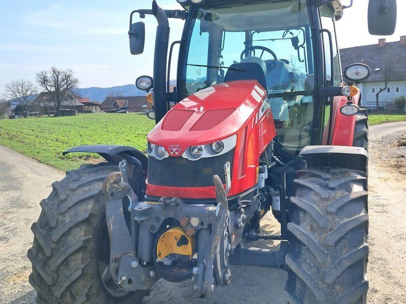Massey Ferguson 5611 Dyna-4 Essential