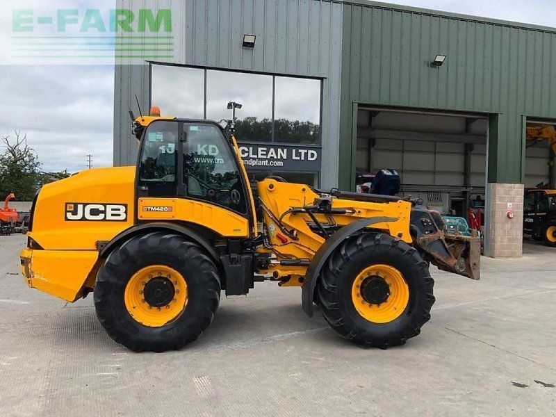 JCB tm420s pivot steer telehandler (st26682)