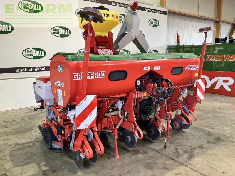 Gehl mtr 6 reihen isobus apv streuer