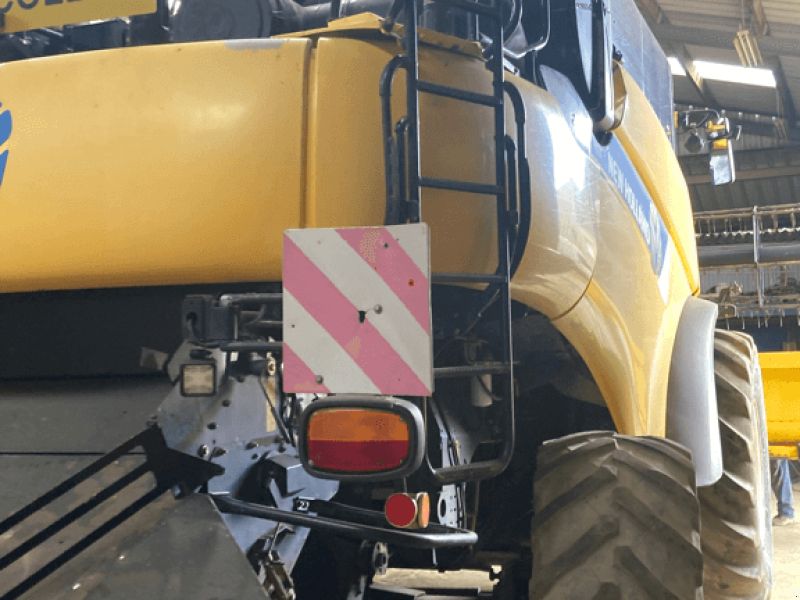 New Holland CR 9080