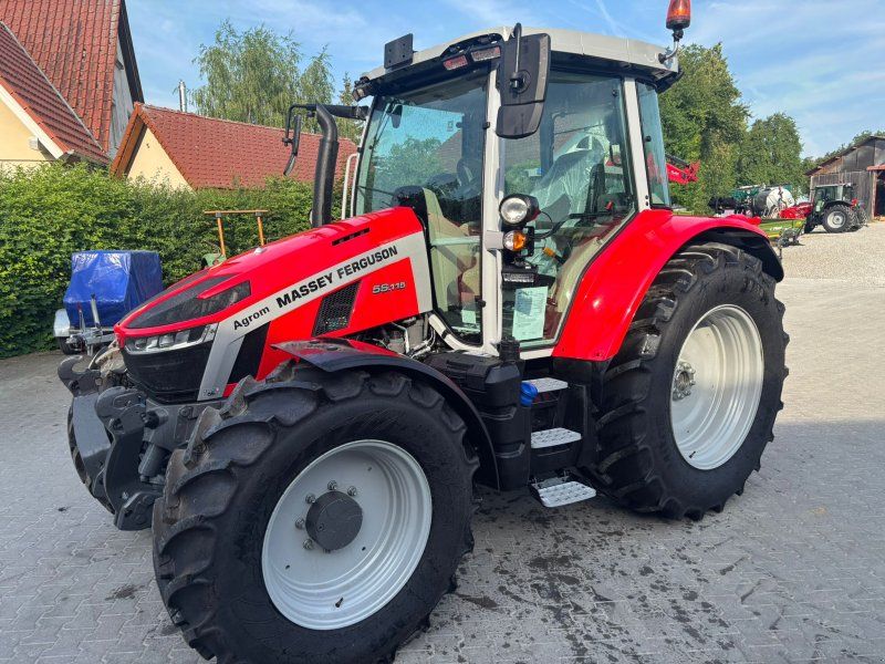 Massey Ferguson 5S.115