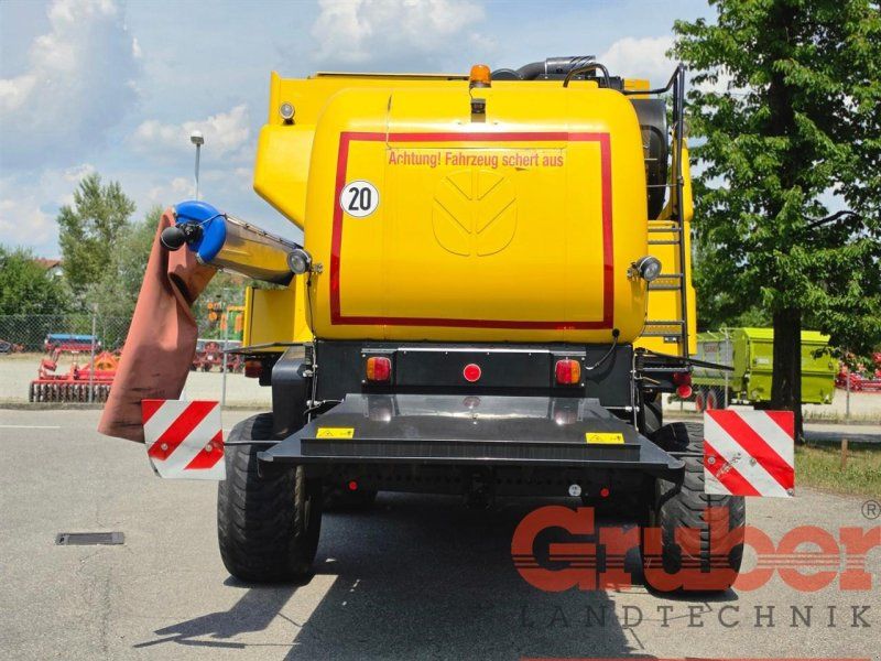 New Holland CSX 7080