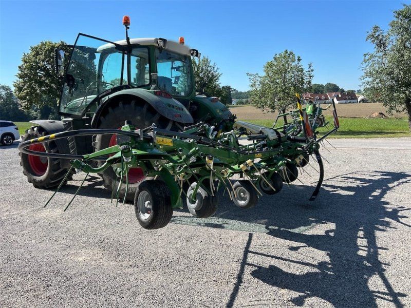 Krone Vendro 820