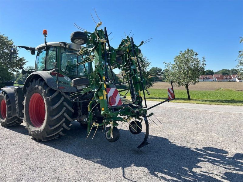 Krone Vendro 820