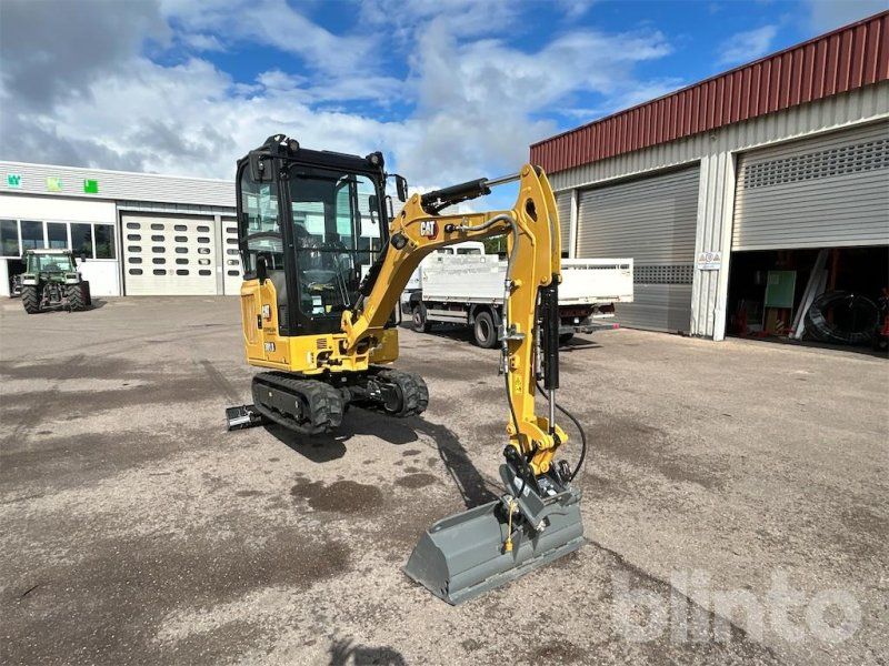 Caterpillar 301.8