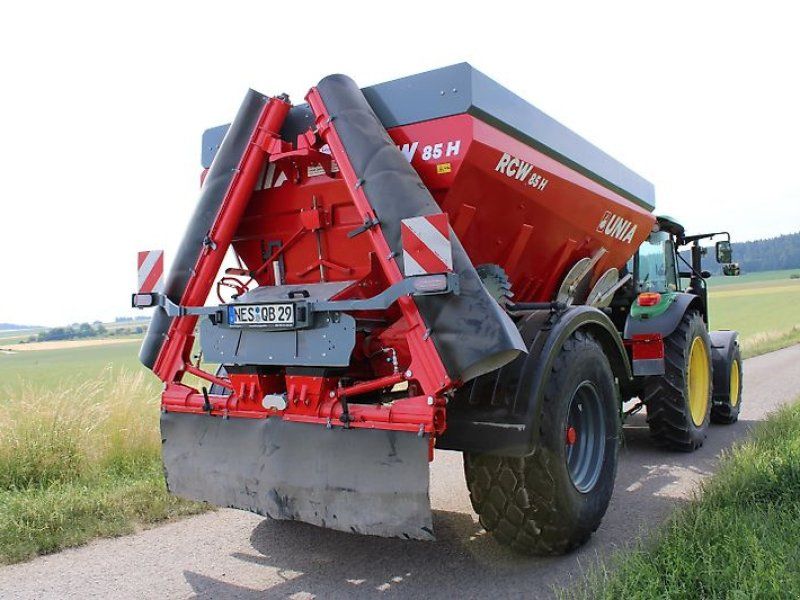 Unia RCW 85 H Kalkstreuer Düngerstreuer 8500 L 6 m Helix-Verteilbalke